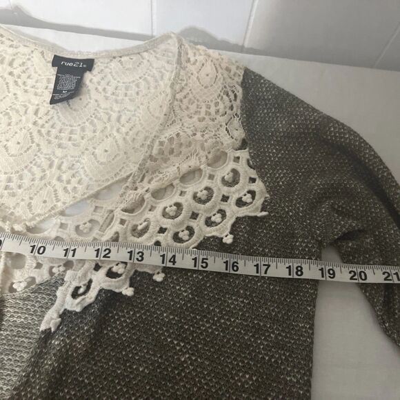 Rue21 Women’s Lace Trim Cardigan Size M Dark Gray Open Front Boho Long Sleeve - Picture 7 of 9